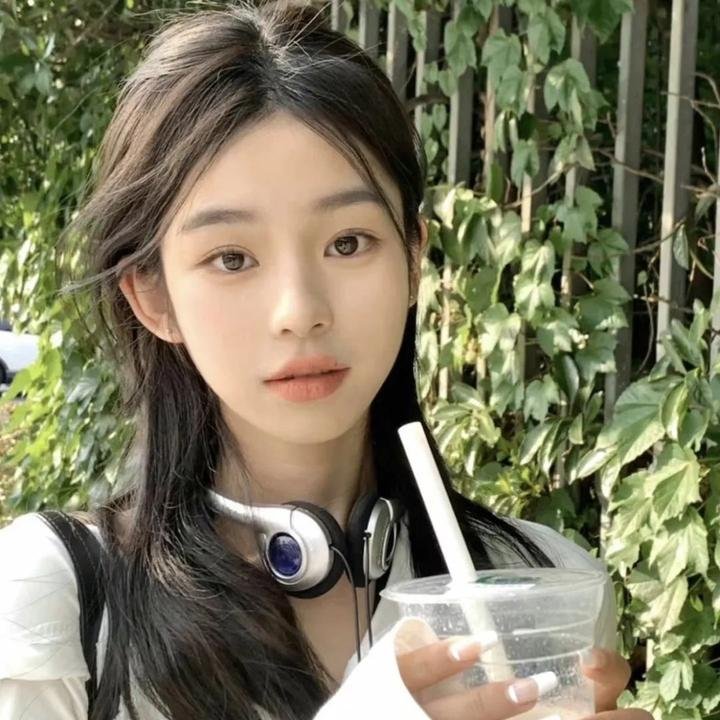 白色的女人